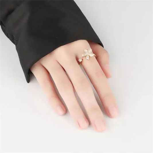 Anillo de flor dorado con circonia Anti estrés