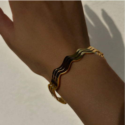 Pulsera ajustable de ondas