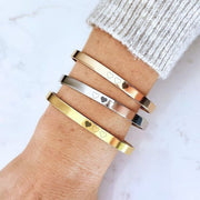 Brazalete grueso color oro rosa